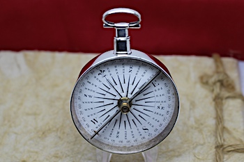 Georgian Long-Neck Silver Compass by BERGE, Hallmarked London 1812