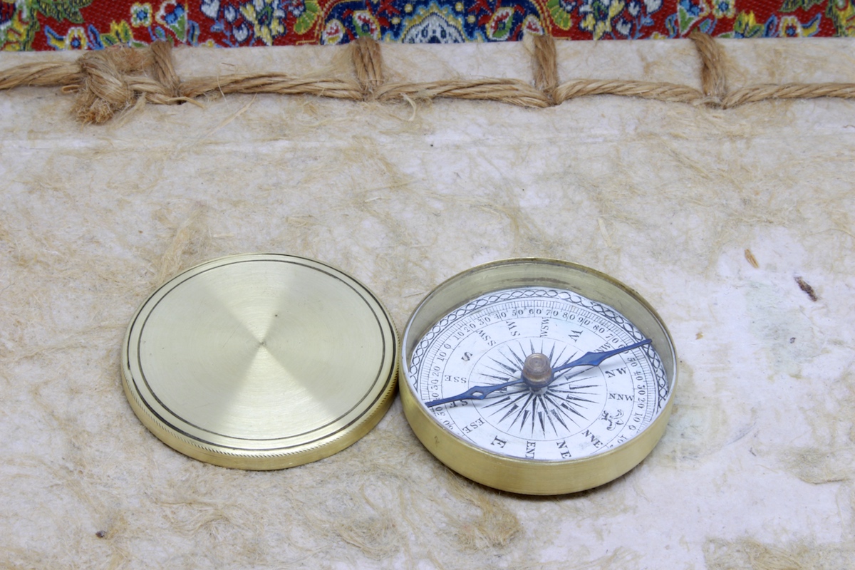 Victorian Compass in Brass Round Case, c. 1880