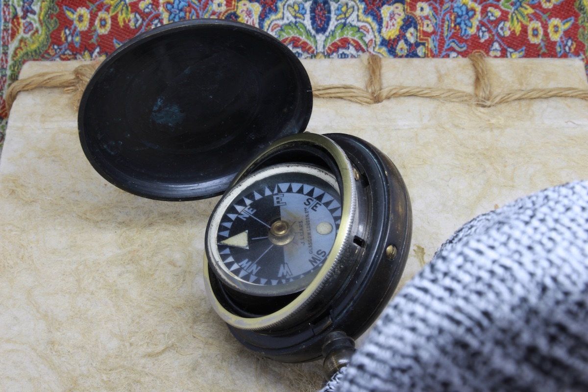 Rare J. LIZARS Gimballed Compass, c. 1890