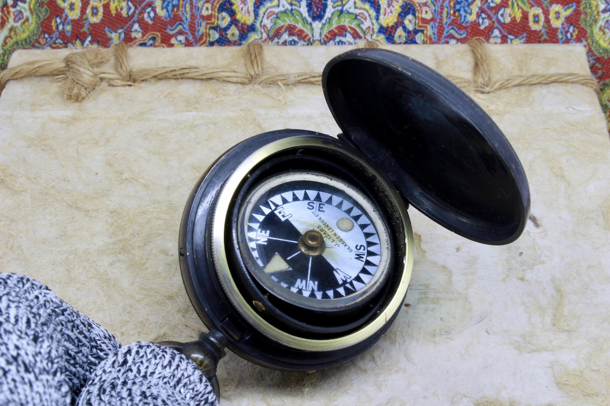 Rare J. LIZARS Gimballed Compass, c. 1890