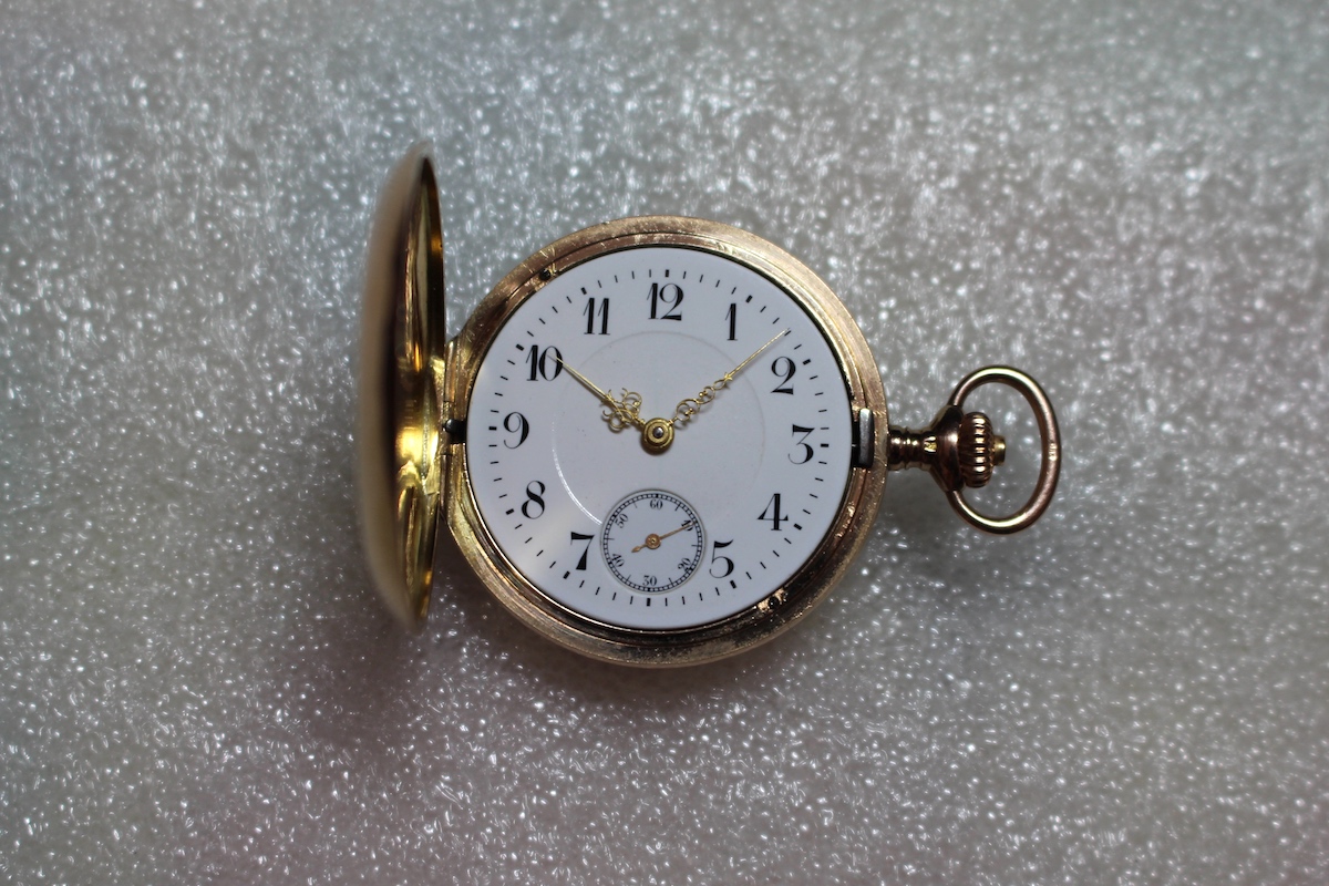 Serviced c.1908 14K Solid Gold OMEGA Swiss Pocket Watch